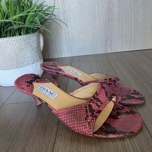 Pink Vintage Isaac Mizrahi Kitten Heels